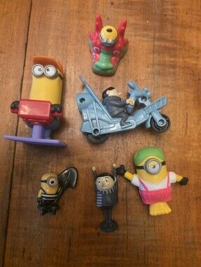 Minion & Gru Action Figure Toy Lot